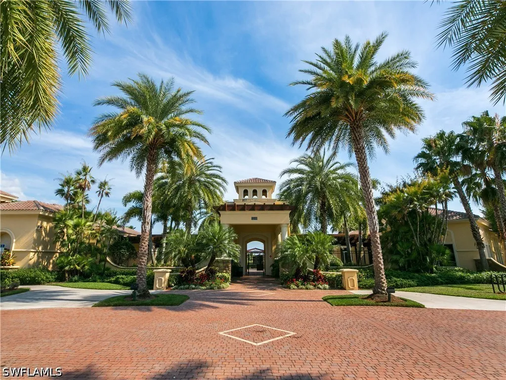 1422 King Sago Court Naples FL 34119