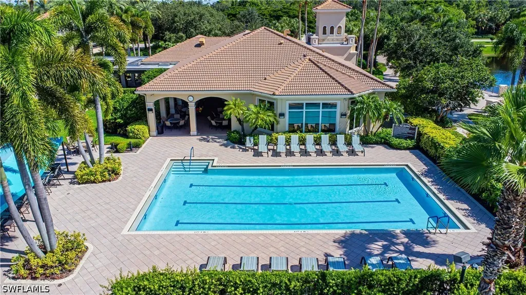 1422 King Sago Court Naples FL 34119