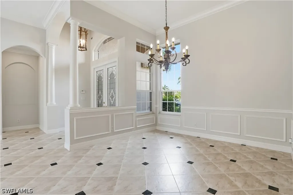 1422 King Sago Court Naples FL 34119