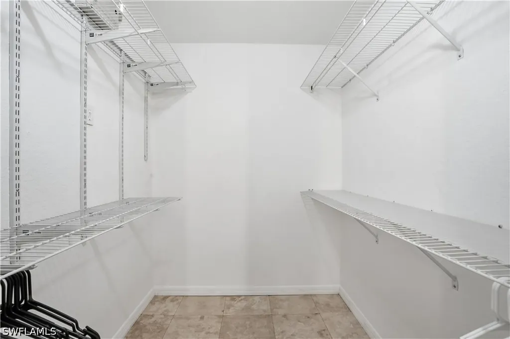 7087 Barrington Circle Naples FL 34108