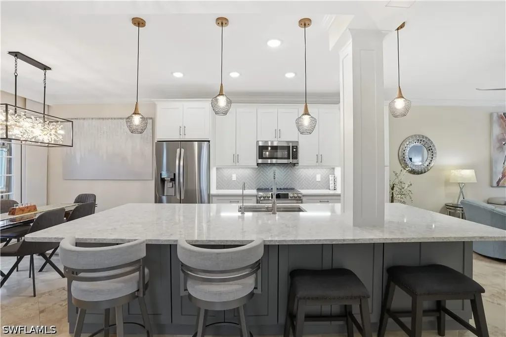 7087 Barrington Circle Naples FL 34108