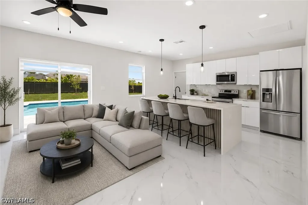 103 Diplomat Parkway E Cape Coral FL 33909