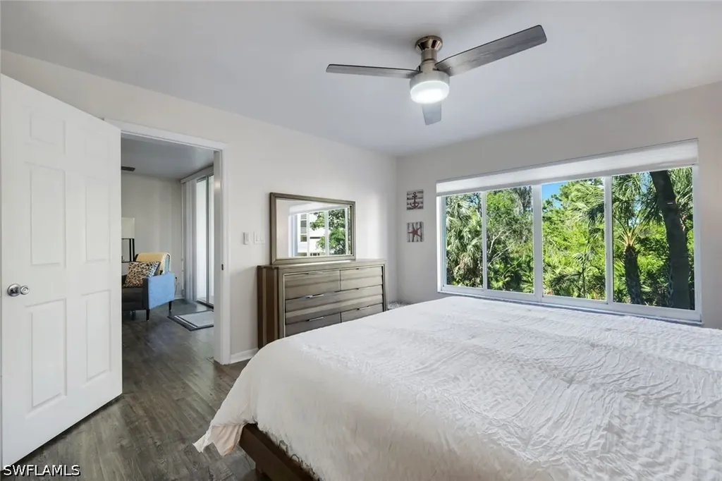 15161 Cedarwood Lane Naples FL 34110