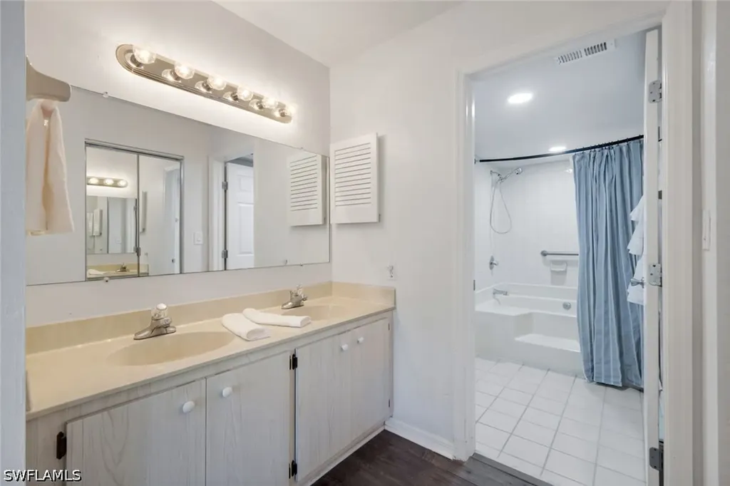 15161 Cedarwood Lane Naples FL 34110