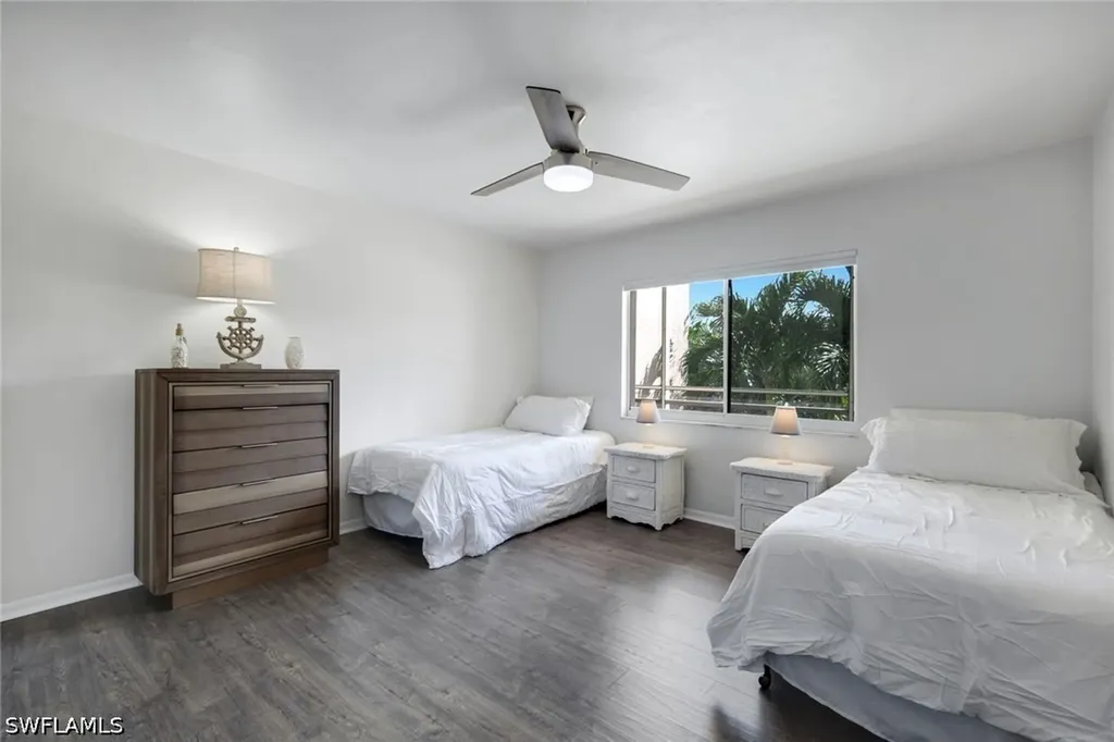 15161 Cedarwood Lane Naples FL 34110