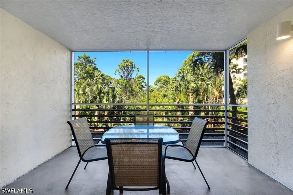 15161 Cedarwood Lane Naples FL 34110