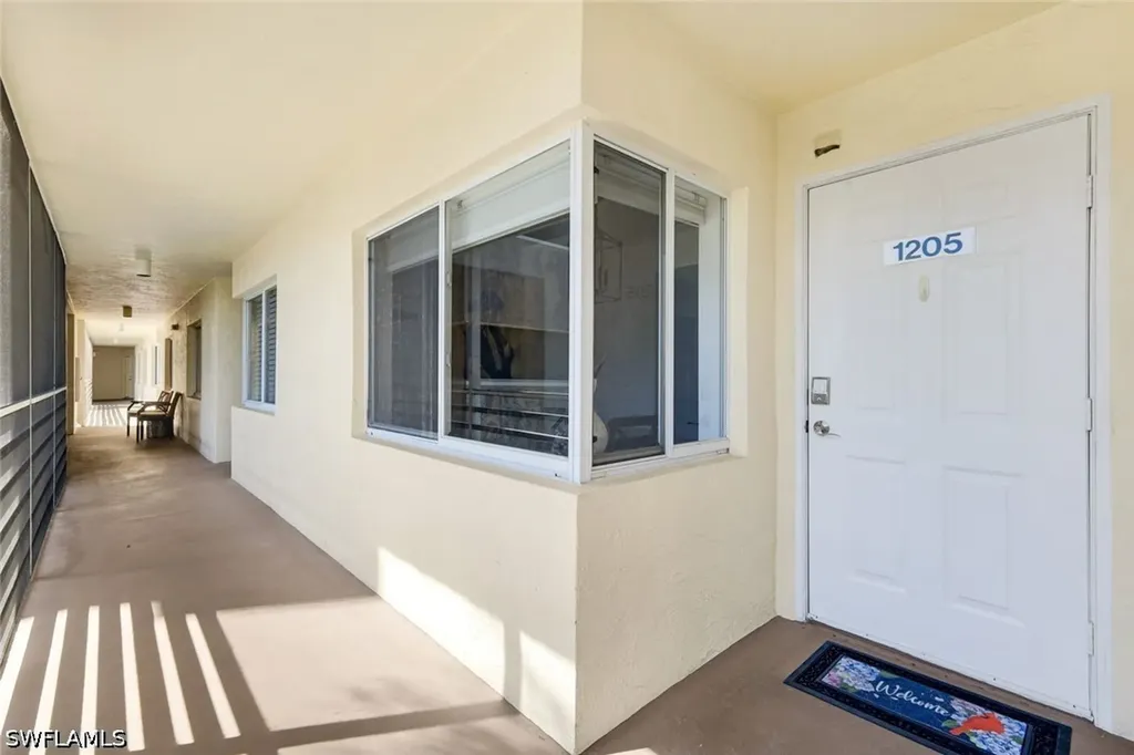 15161 Cedarwood Lane Naples FL 34110