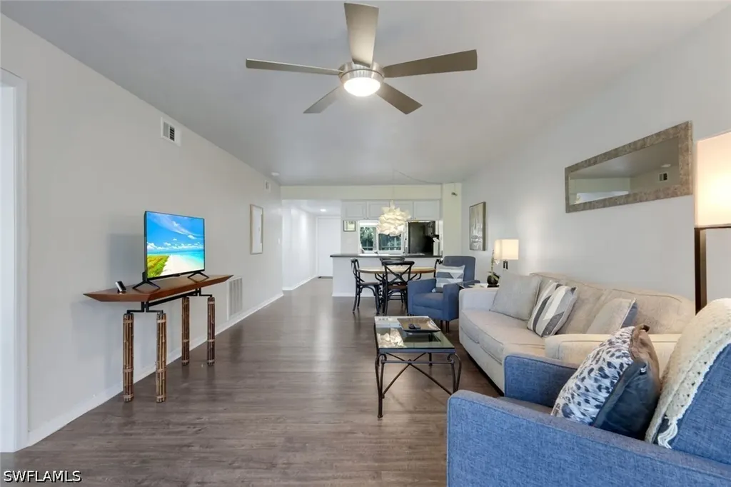 15161 Cedarwood Lane Naples FL 34110