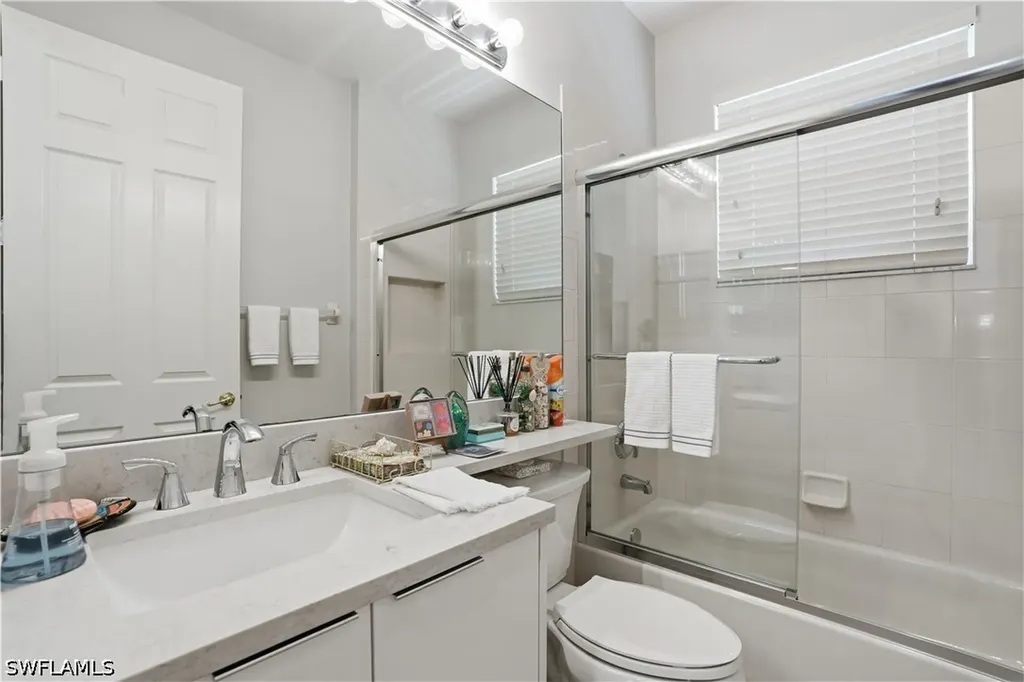 2033 Isla De Palma Circle Naples FL 34119