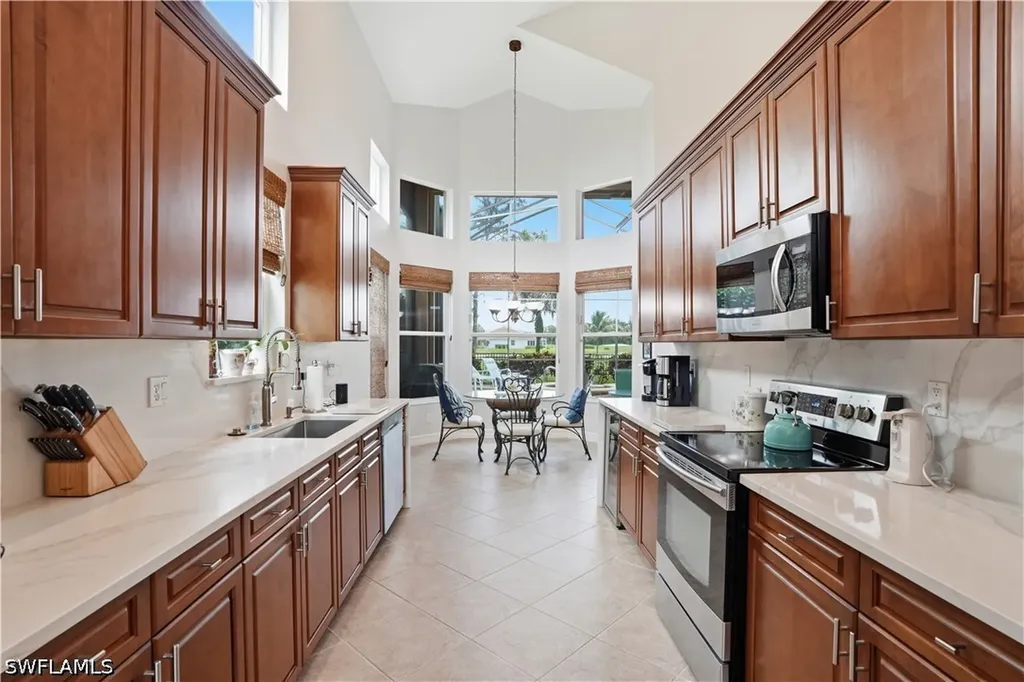 2033 Isla De Palma Circle Naples FL 34119