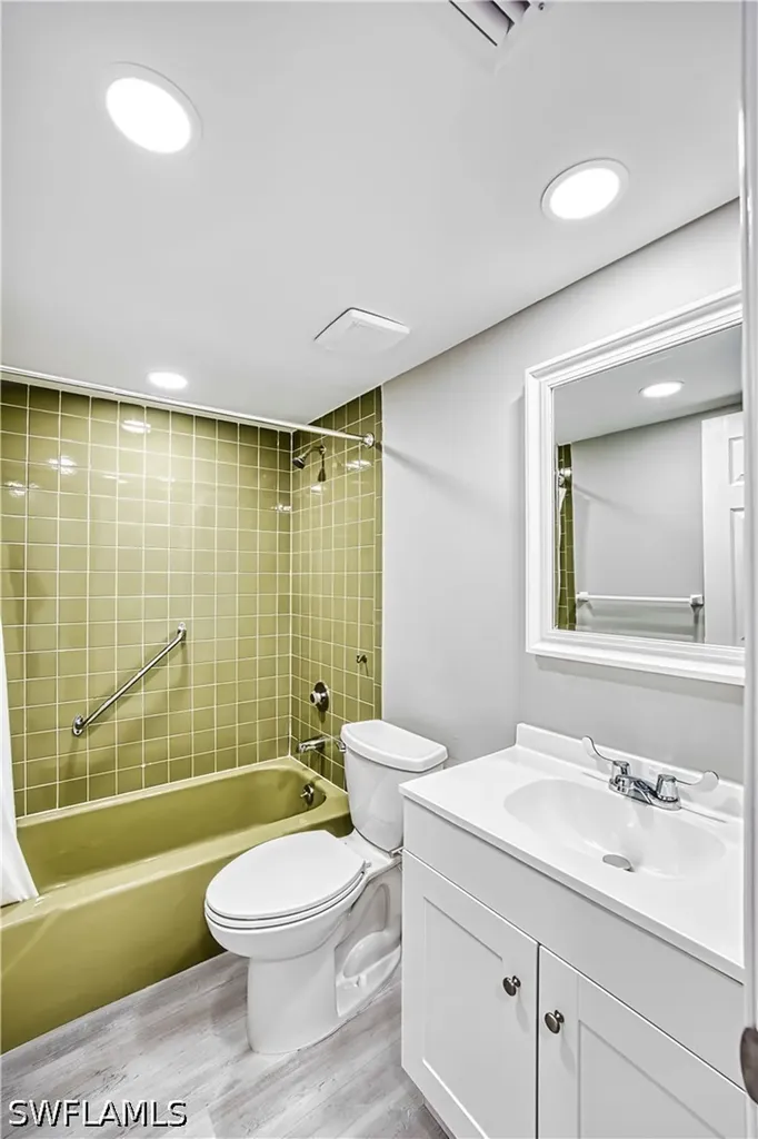 1740 Pine Valley Drive Fort Myers FL 33907