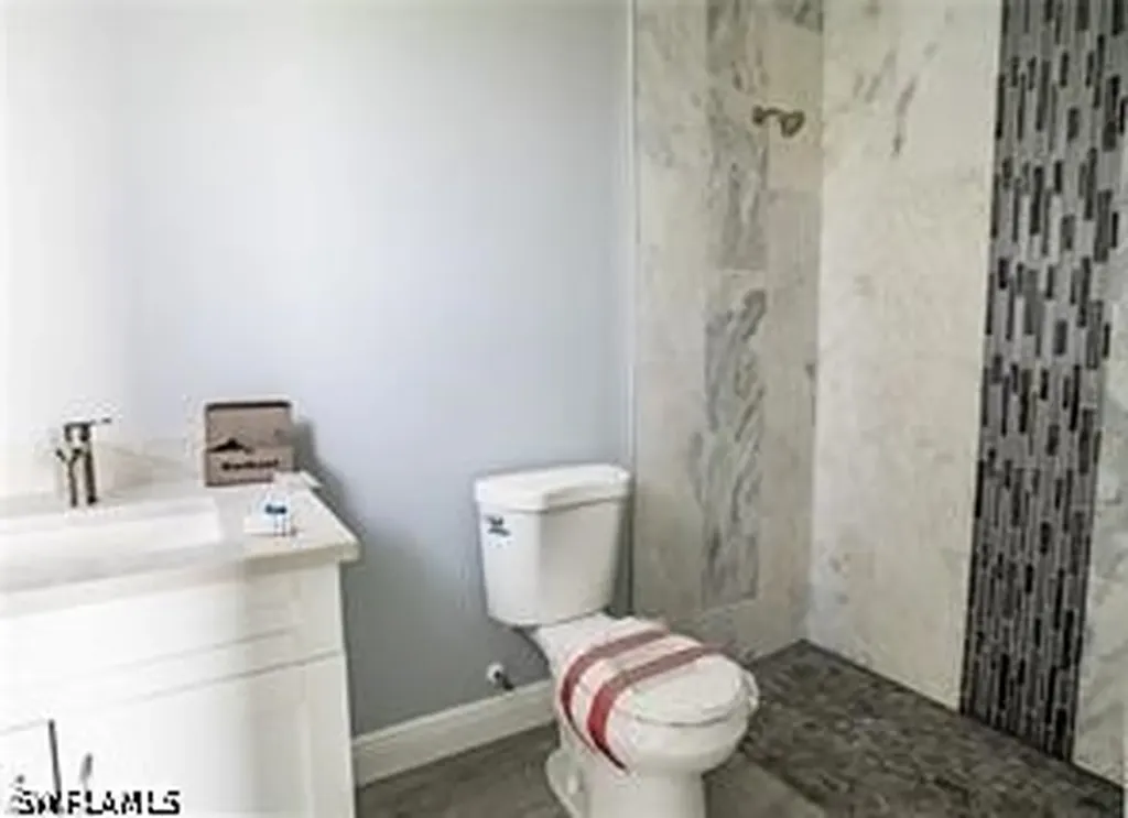 129-131 Ivan Avenue S Lehigh Acres FL 33973