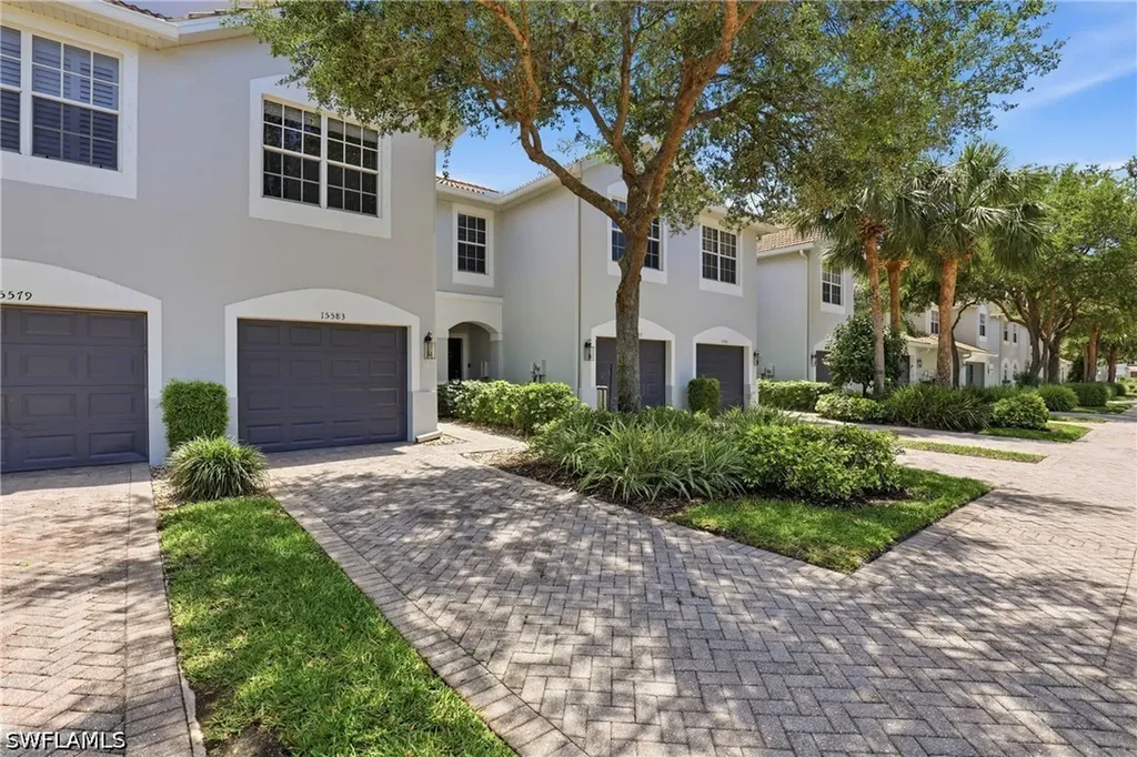 15583 Marcello Circle Naples FL 34110