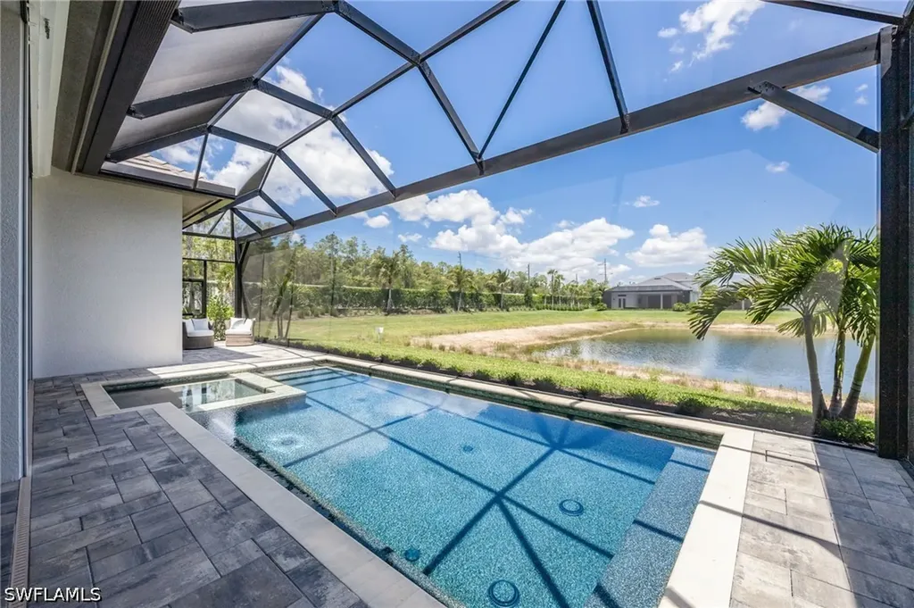 9679 Moonflower Court Naples FL 34114