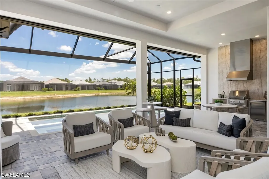 9679 Moonflower Court Naples FL 34114