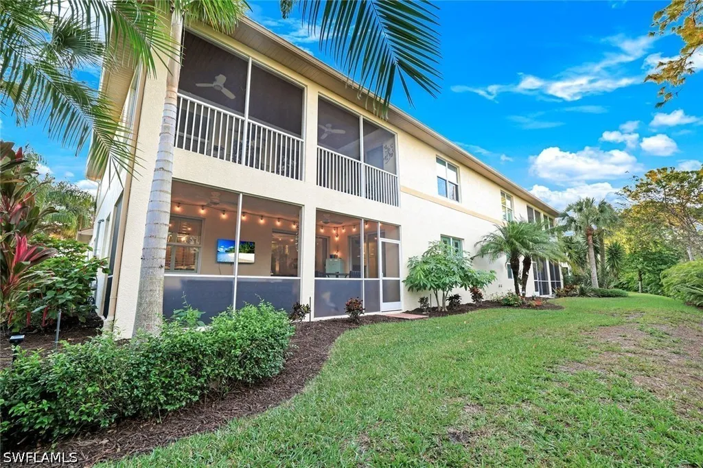 7878 Clemson Street Naples FL 34104