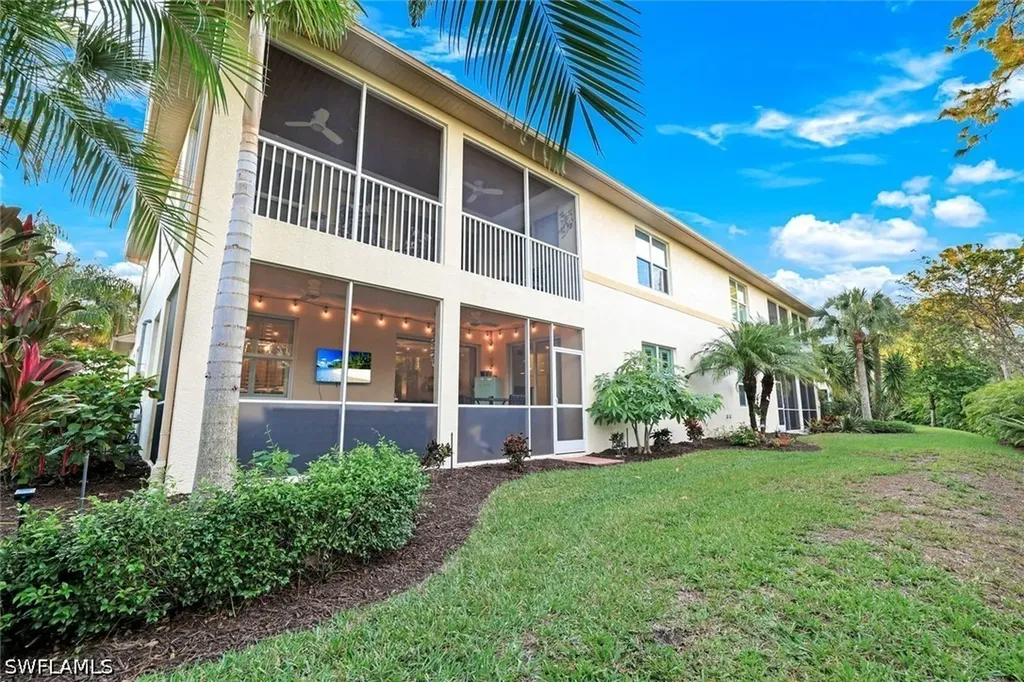 7878 Clemson Street Naples FL 34104