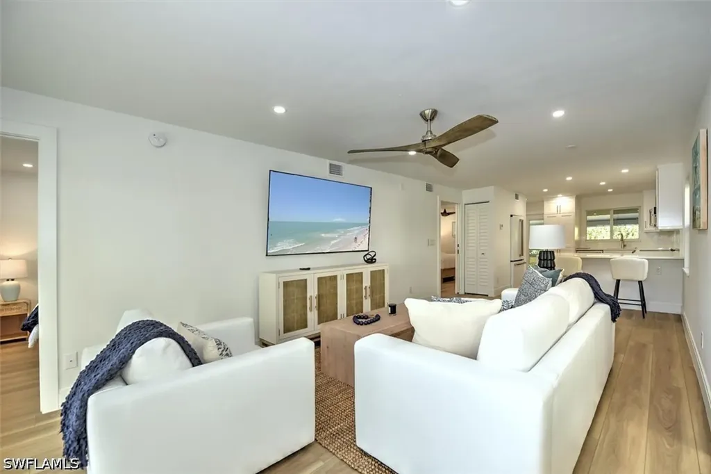 1100 8th Avenue S Naples FL 34102