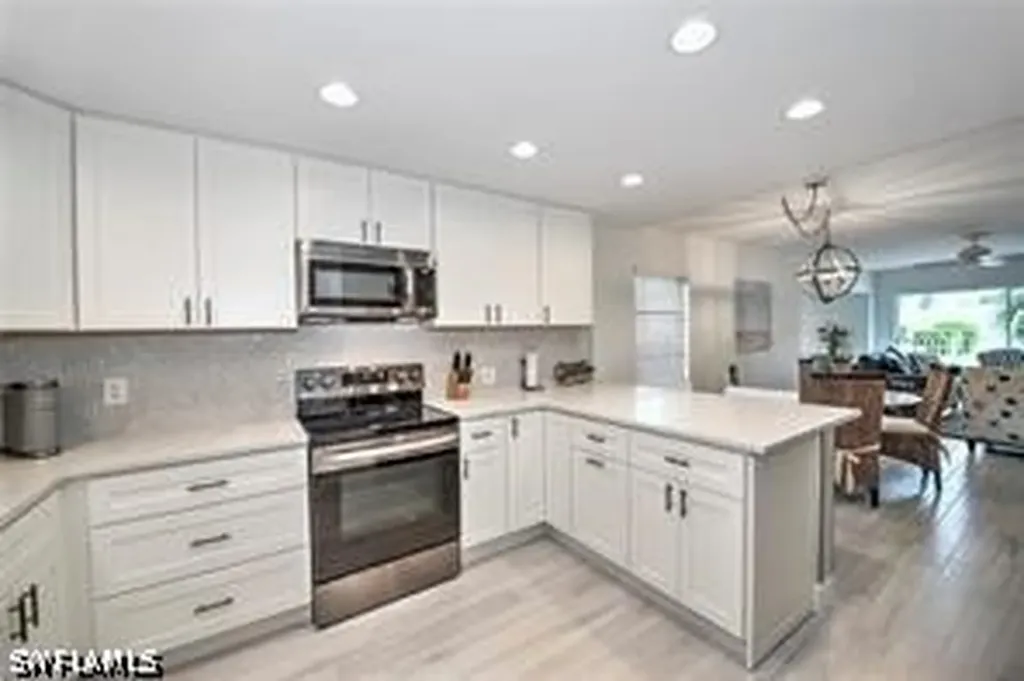 1100 8th Avenue S Naples FL 34102