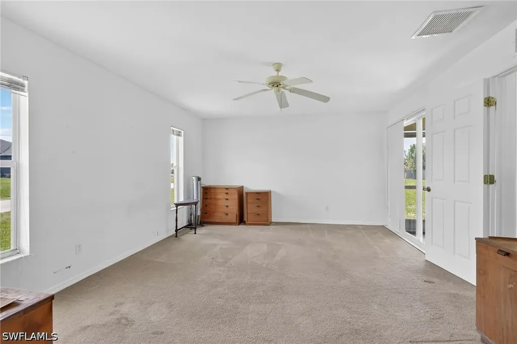 2900 NW 9th Street Cape Coral FL 33993