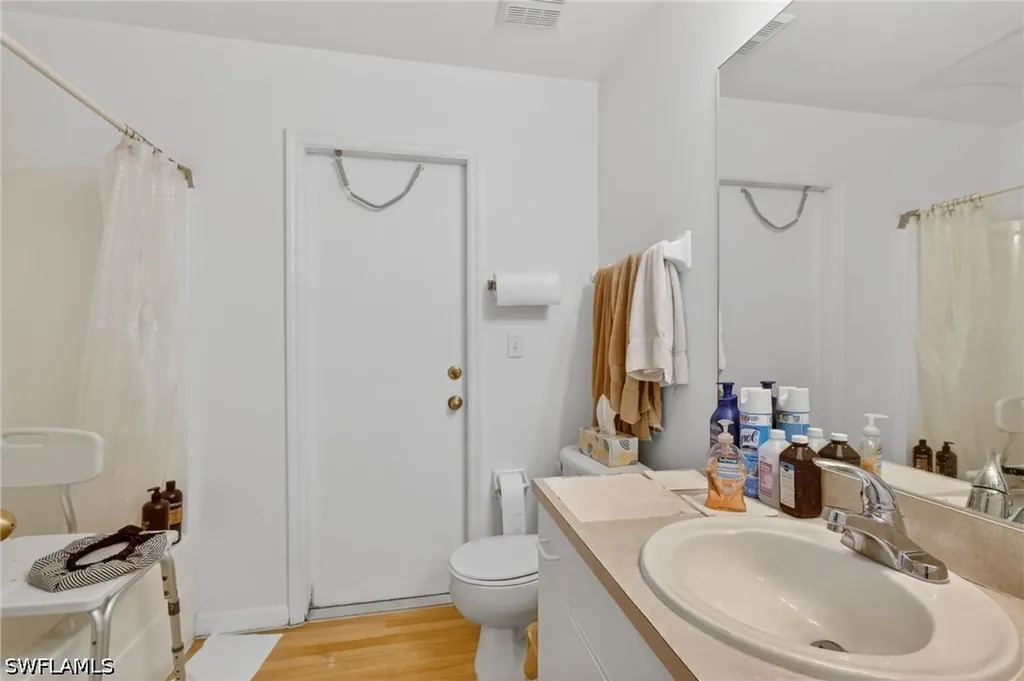 2900 NW 9th Street Cape Coral FL 33993
