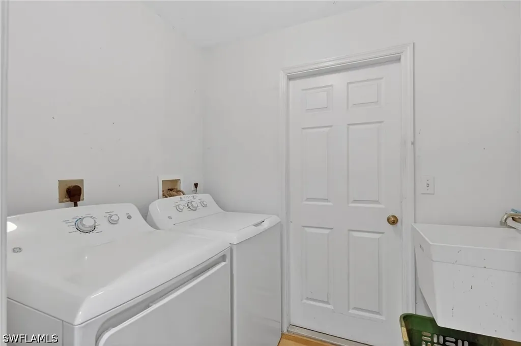 2900 NW 9th Street Cape Coral FL 33993