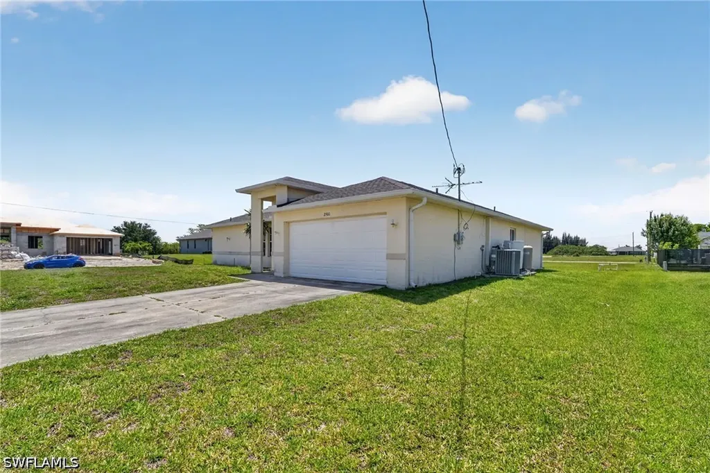 2900 NW 9th Street Cape Coral FL 33993