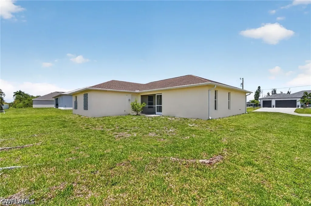 2900 NW 9th Street Cape Coral FL 33993