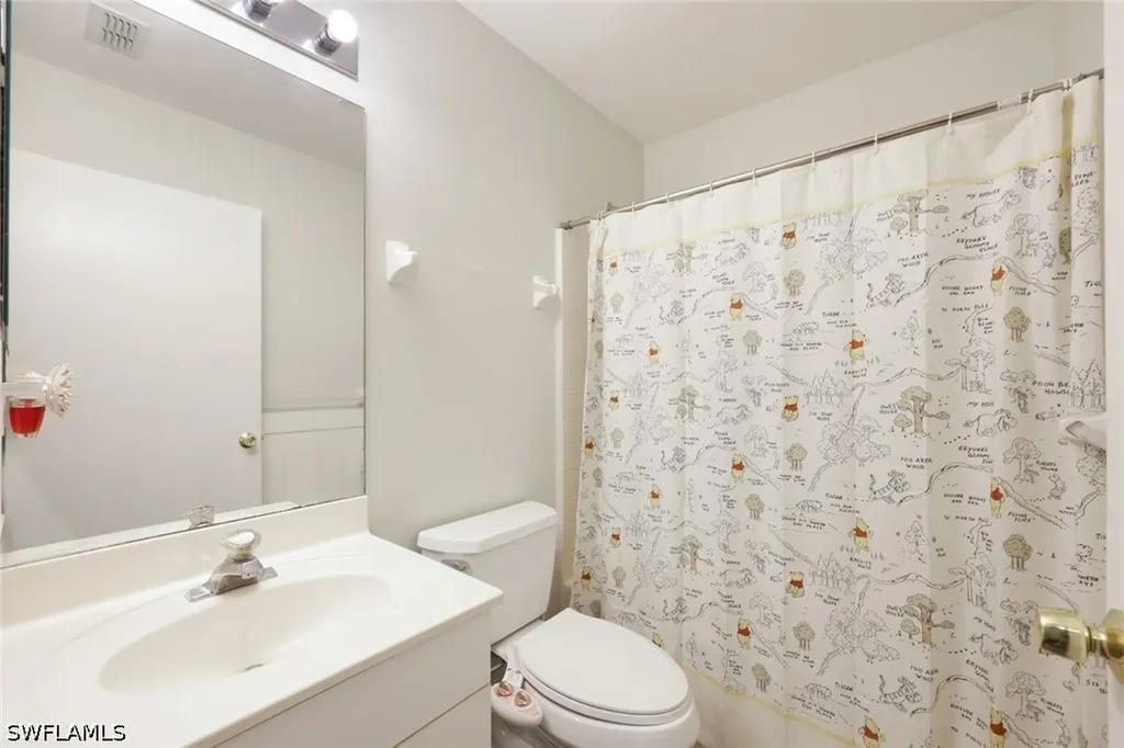 4195 2nd Avenue NE Naples FL 34120