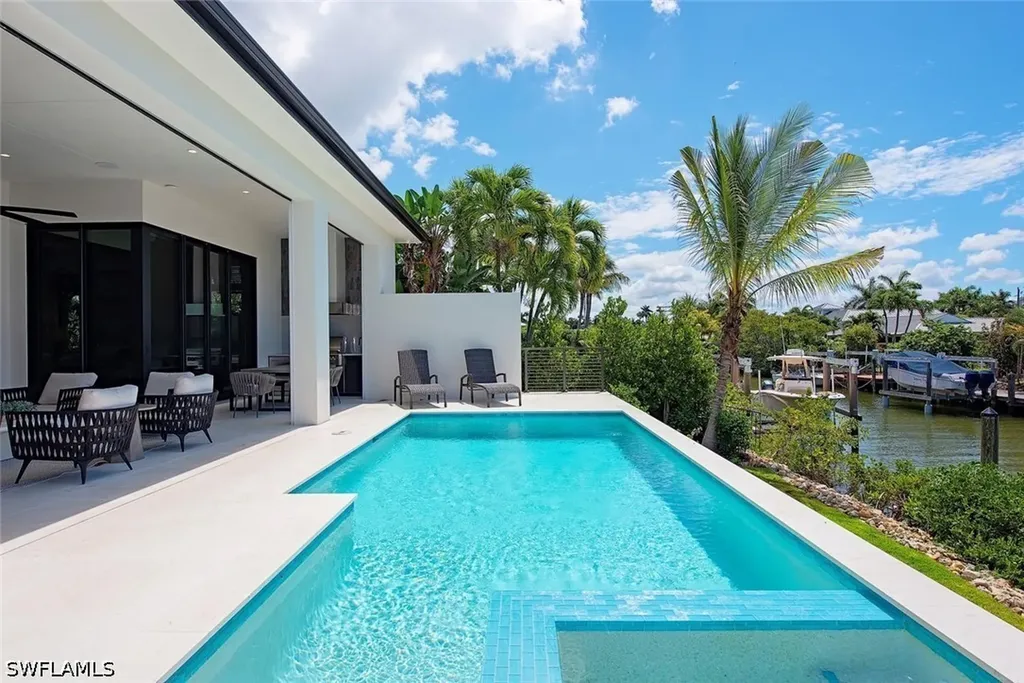 1456 Curlew Avenue Naples FL 34102
