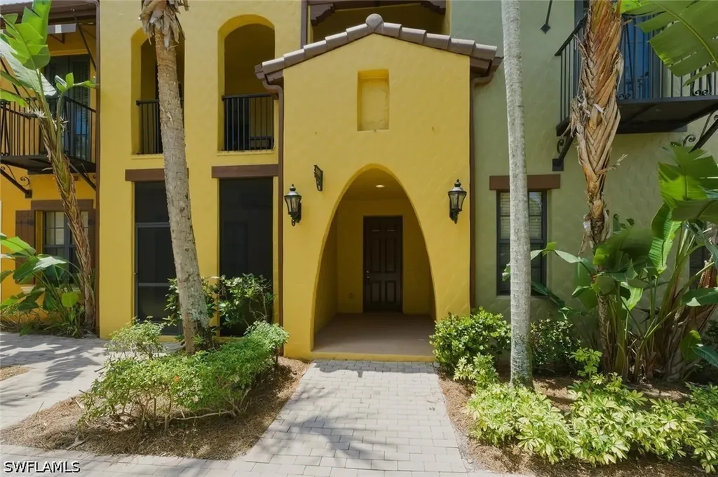 9140 Delano Street Naples FL 34113