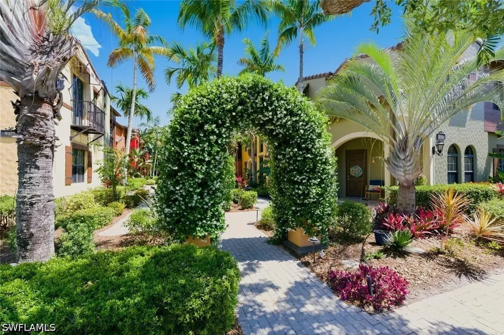 9140 Delano Street Naples FL 34113