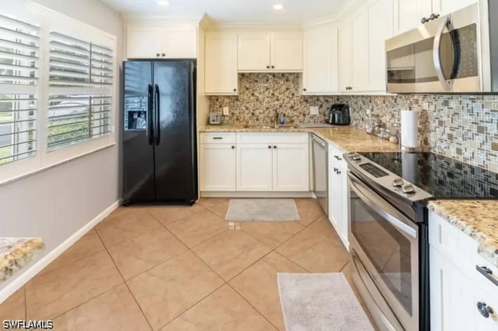 581 Teryl Road Naples FL 34112