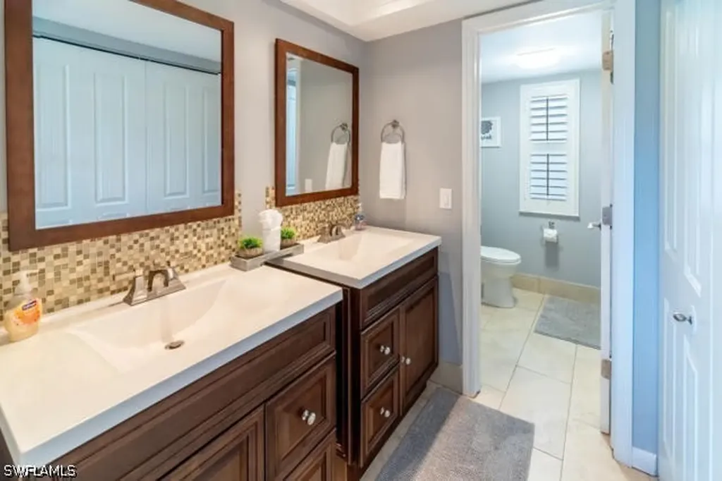 581 Teryl Road Naples FL 34112