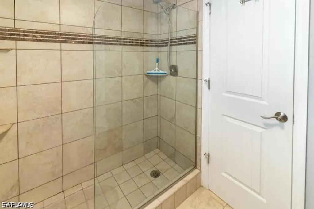 581 Teryl Road Naples FL 34112