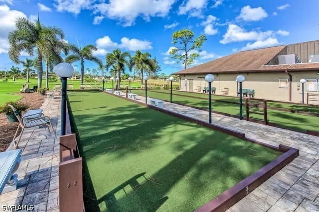 581 Teryl Road Naples FL 34112