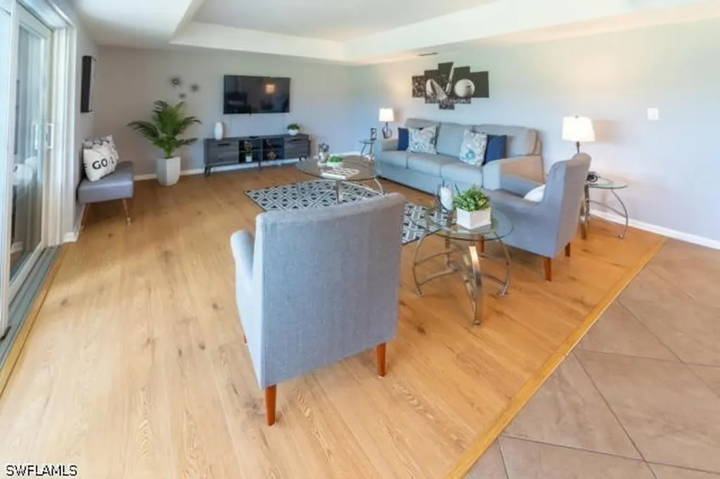 581 Teryl Road Naples FL 34112