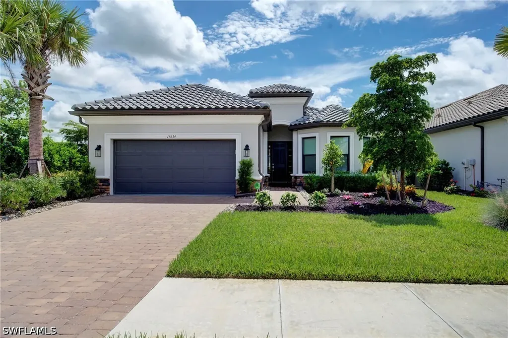 15634 Triesta Lane Naples FL 34114