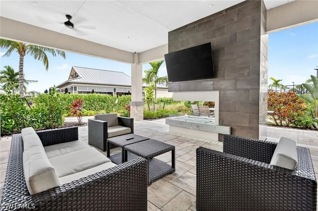 15634 Triesta Lane Naples FL 34114