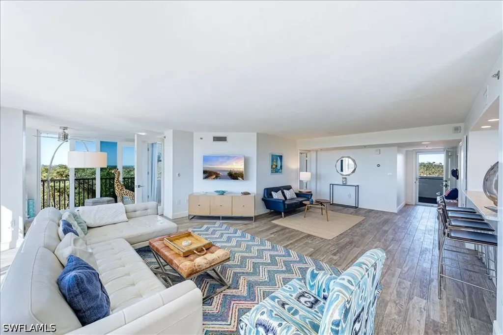 6361 Pelican Bay Boulevard Naples FL 34108