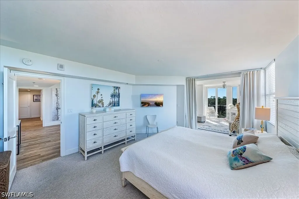 6361 Pelican Bay Boulevard Naples FL 34108