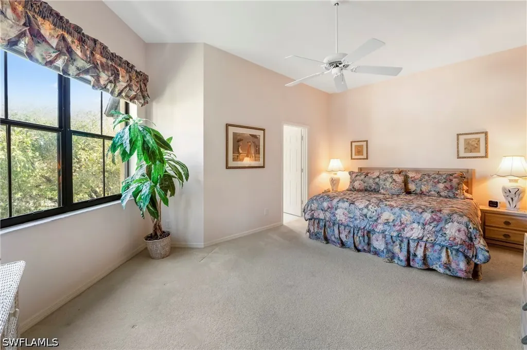 166 Vintage Circle Naples FL 34119