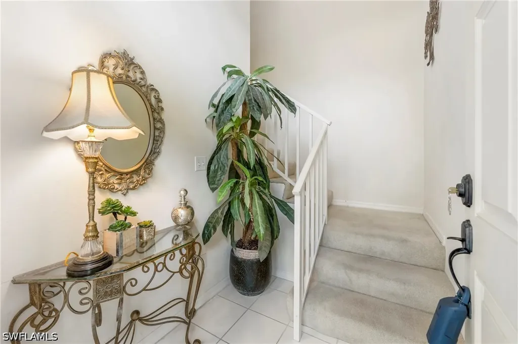 166 Vintage Circle Naples FL 34119