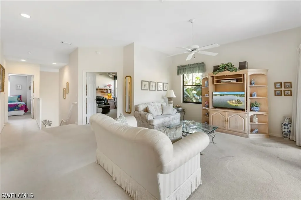 166 Vintage Circle Naples FL 34119