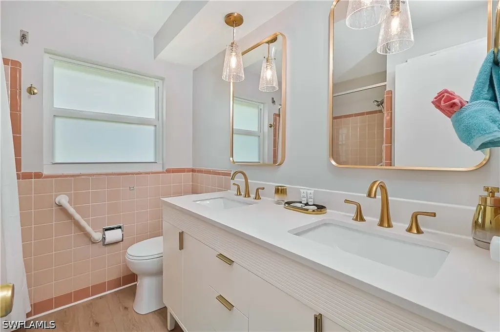 3013 SE 17th Place Cape Coral FL 33904
