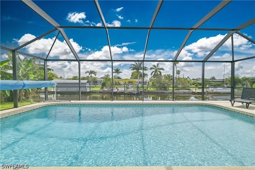 3013 SE 17th Place Cape Coral FL 33904
