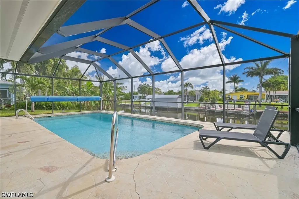3013 SE 17th Place Cape Coral FL 33904