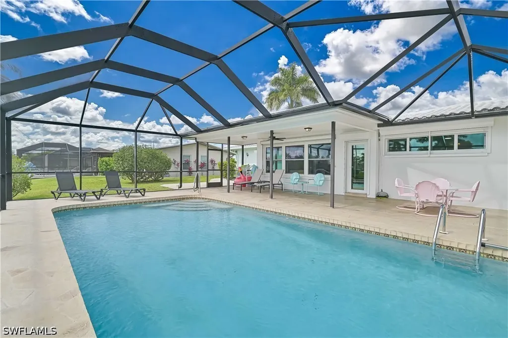 3013 SE 17th Place Cape Coral FL 33904