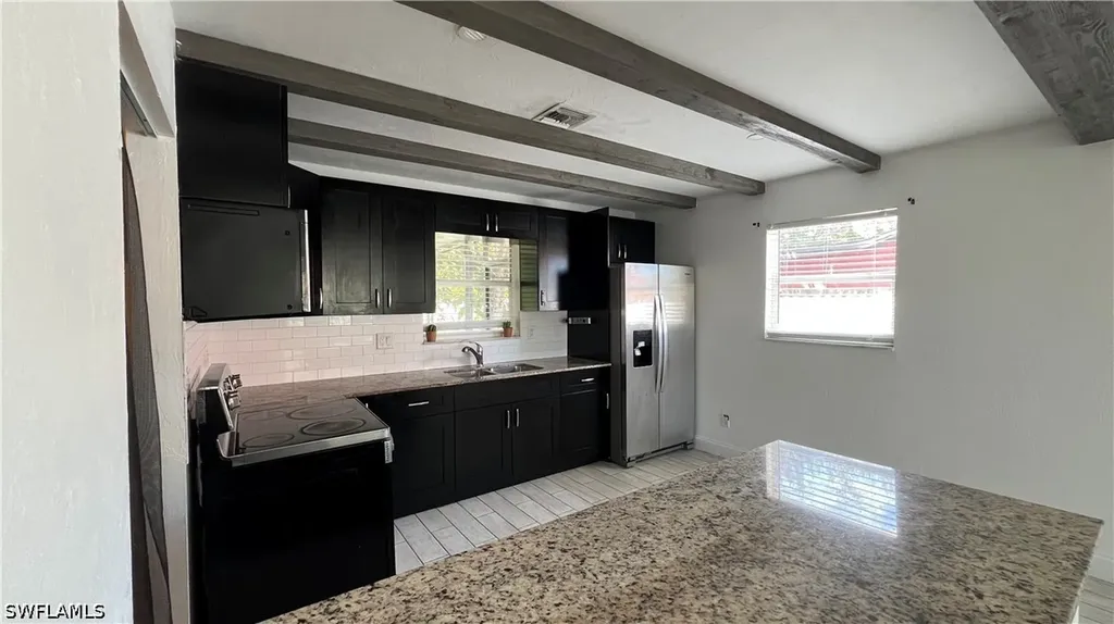 5374 Warren Street Naples FL 34113