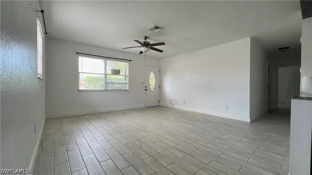 5374 Warren Street Naples FL 34113
